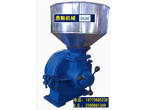 30型磨片式粉碎機(jī)、磨粉機(jī)磨粉機(jī)，磨片式，產(chǎn)量達(dá)1000公斤時(shí),粗細(xì)可調(diào)